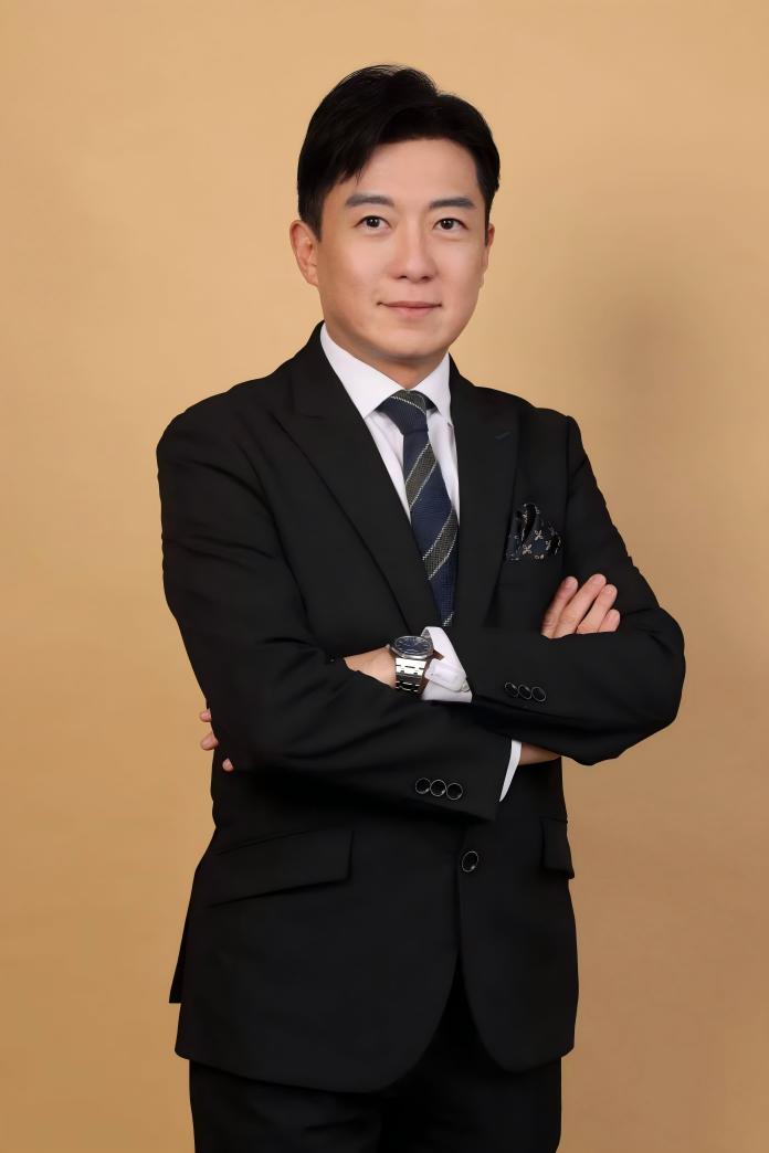 何緯豐博士